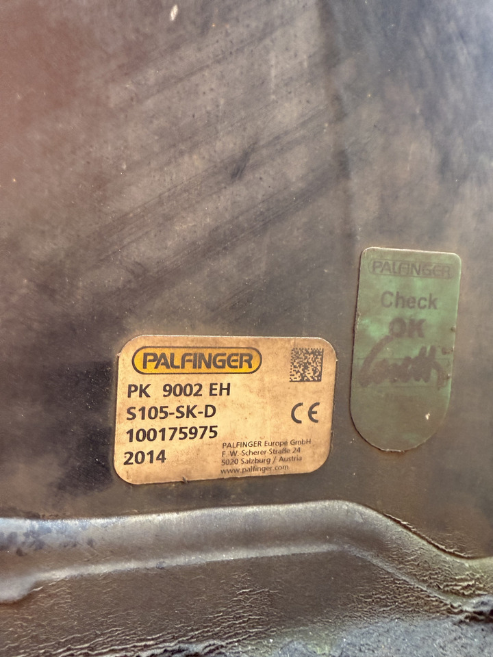 Mercedes-Benz Actros 1827 Kran Palfinger PK 9002 - Kravas automašīna ar tentu, Kravas auto ar manipulatoru: foto 5 Mercedes-Benz Actros 1827 Kran Palfinger PK 9002 - Kravas automašīna ar tentu, Kravas auto ar manipulatoru: foto 5