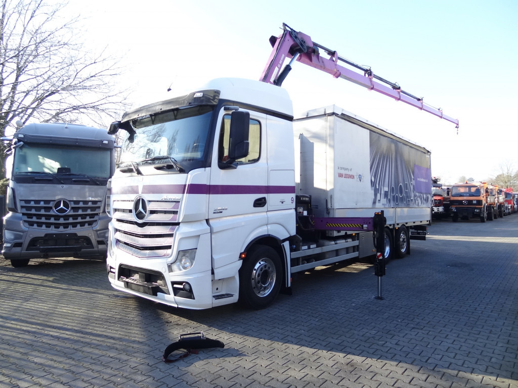 Mercedes-Benz Actros 2545 6X2 HIAB 166 bis 19 Meter - Kravas auto ar manipulatoru, Kravas automašīna ar tentu: foto 1 Mercedes-Benz Actros 2545 6X2 HIAB 166 bis 19 Meter - Kravas auto ar manipulatoru, Kravas automašīna ar tentu: foto 1