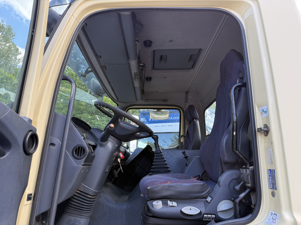 Mercedes-Benz Atego 1823 AK 4X4 Kipper Kran Palfinger PK10000 - Kravas auto ar manipulatoru, Kravas automašīna pašizgāzējs: foto 4 Mercedes-Benz Atego 1823 AK 4X4 Kipper Kran Palfinger PK10000 - Kravas auto ar manipulatoru, Kravas automašīna pašizgāzējs: foto 4