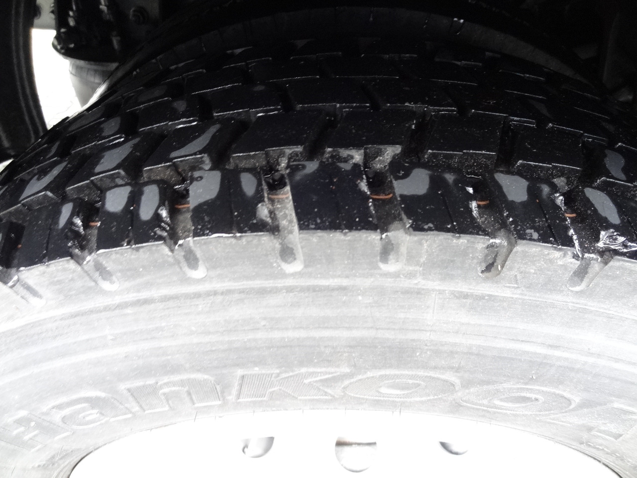 Renault Midlum 300.12 Fassi F80 - Bortu kravas automašīna/ Platforma, Kravas auto ar manipulatoru: foto 2 Renault Midlum 300.12 Fassi F80 - Bortu kravas automašīna/ Platforma, Kravas auto ar manipulatoru: foto 2