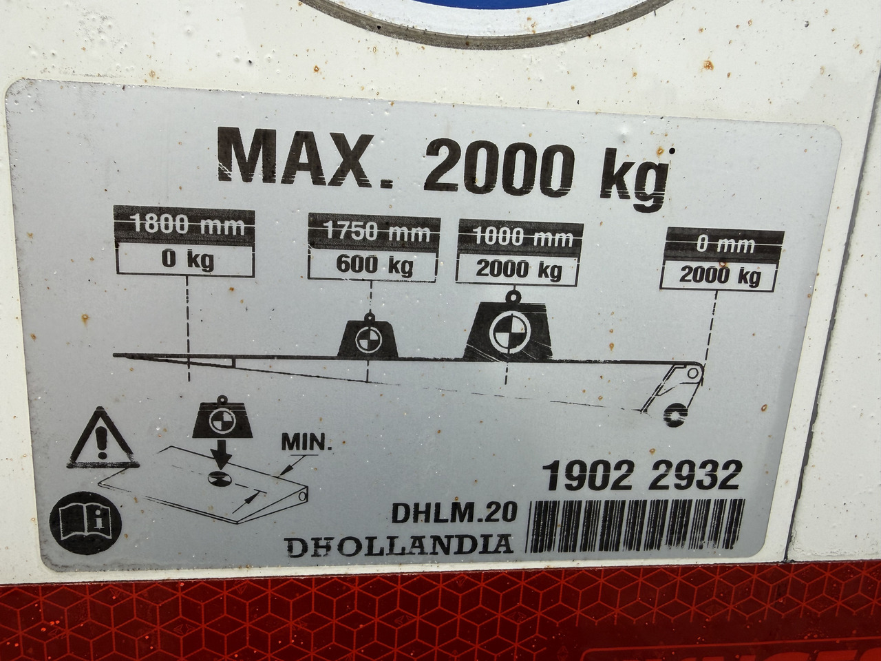 Scania P280 4X2 - Kravas automašīna ar slēgto virsbūvi: foto 4 Scania P280 4X2 - Kravas automašīna ar slēgto virsbūvi: foto 4