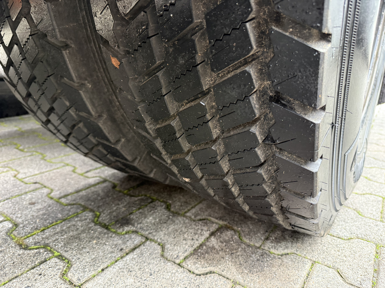 Scania P280 6X2*4 - Šasija kravas automašīna: foto 2 Scania P280 6X2*4 - Šasija kravas automašīna: foto 2