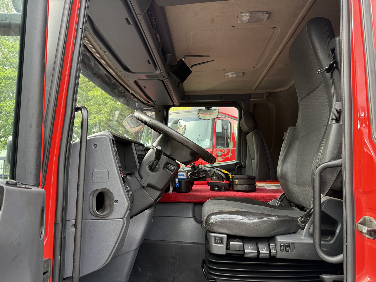 Scania P410 4X2 Palfinger PK 13001 - Bortu kravas automašīna/ Platforma, Kravas auto ar manipulatoru: foto 4 Scania P410 4X2 Palfinger PK 13001 - Bortu kravas automašīna/ Platforma, Kravas auto ar manipulatoru: foto 4