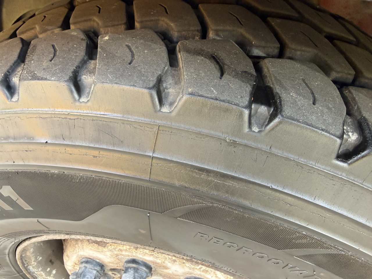 Scania R380 6X2*4 Kipper mit Kran HIAB 220 - Kravas automašīna pašizgāzējs, Kravas auto ar manipulatoru: foto 3 Scania R380 6X2*4 Kipper mit Kran HIAB 220 - Kravas automašīna pašizgāzējs, Kravas auto ar manipulatoru: foto 3