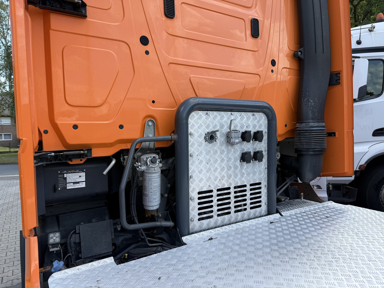 Mercedes-Benz Actros MP5 2663 6X4 Super Ausstattung - Vilcējs: foto 3 Mercedes-Benz Actros MP5 2663 6X4 Super Ausstattung - Vilcējs: foto 3