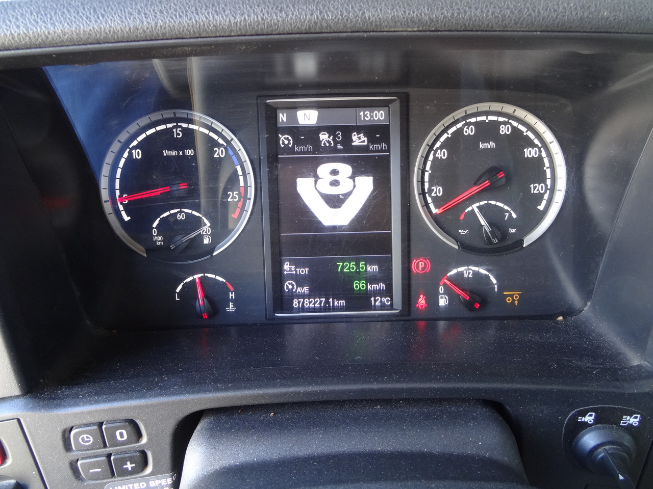 Scania R580 V8 6X2 Topline - Vilcējs: foto 4 Scania R580 V8 6X2 Topline - Vilcējs: foto 4