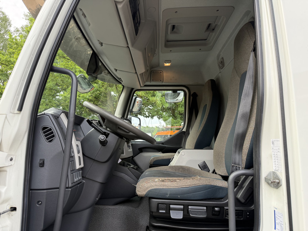 Volvo FL250.18 Carrier Supra 850Mt - Kravas automašīna refrižerators: foto 5 Volvo FL250.18 Carrier Supra 850Mt - Kravas automašīna refrižerators: foto 5