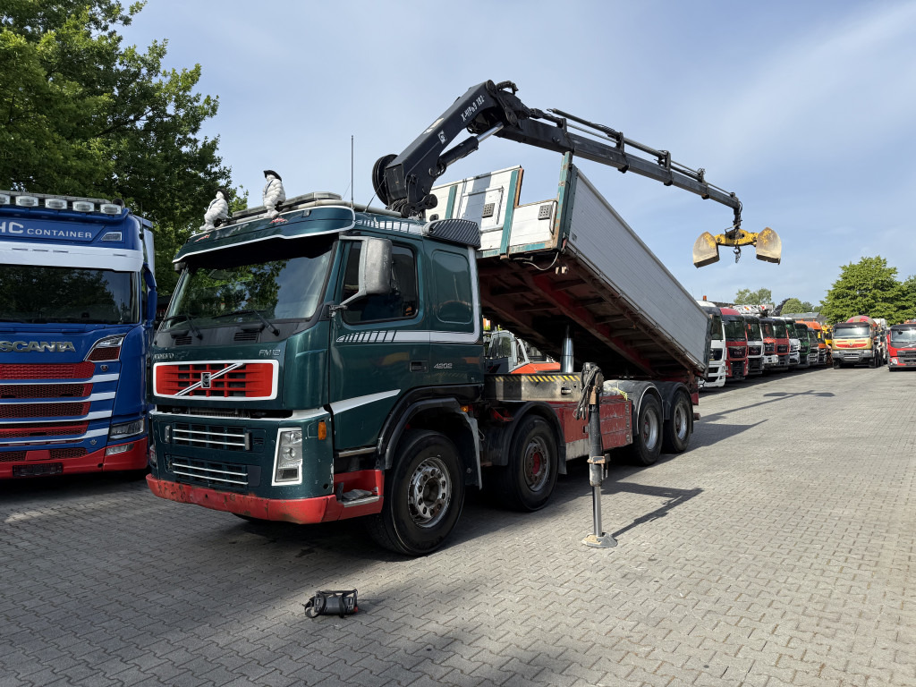 Volvo FM12 420 8X4 Kipper Kran Hiab 192-4 - Kravas automašīna pašizgāzējs, Kravas auto ar manipulatoru: foto 1 Volvo FM12 420 8X4 Kipper Kran Hiab 192-4 - Kravas automašīna pašizgāzējs, Kravas auto ar manipulatoru: foto 1
