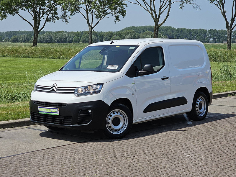 Citroën Berlingo 1.5 L1 Airco Navi Euro6! - Furgons ar slēgtā virsbūve: foto 2 Citroën Berlingo 1.5 L1 Airco Navi Euro6! - Furgons ar slēgtā virsbūve: foto 2