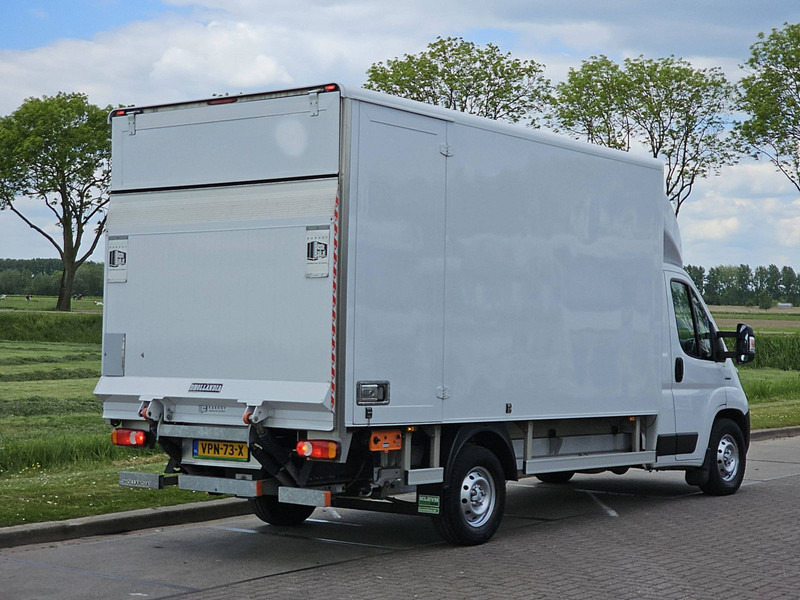 Fiat Ducato 35 AC AUTOMAAT EURO6 - Furgons ar slēgtā virsbūve: foto 3 Fiat Ducato 35 AC AUTOMAAT EURO6 - Furgons ar slēgtā virsbūve: foto 3