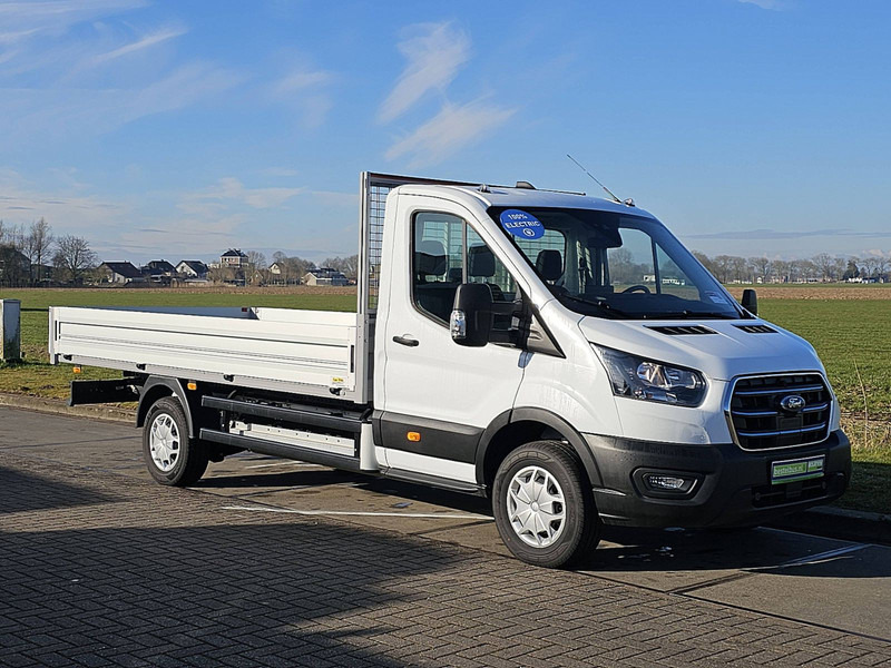 Ford E-Transit Open-Laadbak 68Kwh! - Automašīna ar kravas platformu, Elektriskais furgons: foto 5 Ford E-Transit Open-Laadbak 68Kwh! - Automašīna ar kravas platformu, Elektriskais furgons: foto 5