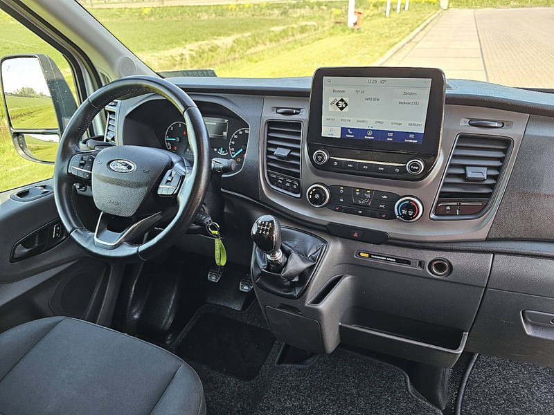 Interior photo 1: Kravas mikroautobuss Ford Transit 350 AC NAVI CAMERA EURO6