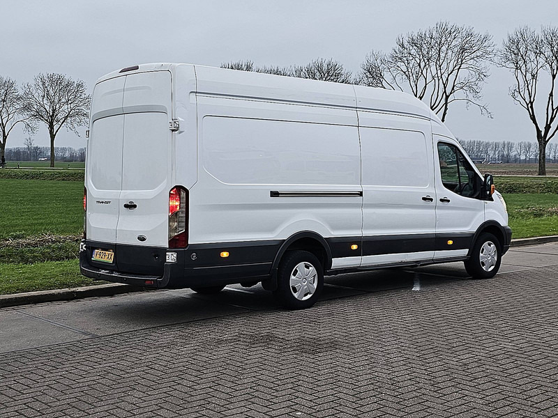 Ford Transit 350 - Mazs furgons: foto 3 Ford Transit 350 - Mazs furgons: foto 3