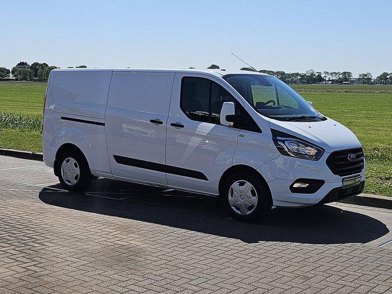 Ford Transit Custom 2.0 L2H1 Navi Euro6 AC! - Mazs furgons: foto 5 Ford Transit Custom 2.0 L2H1 Navi Euro6 AC! - Mazs furgons: foto 5