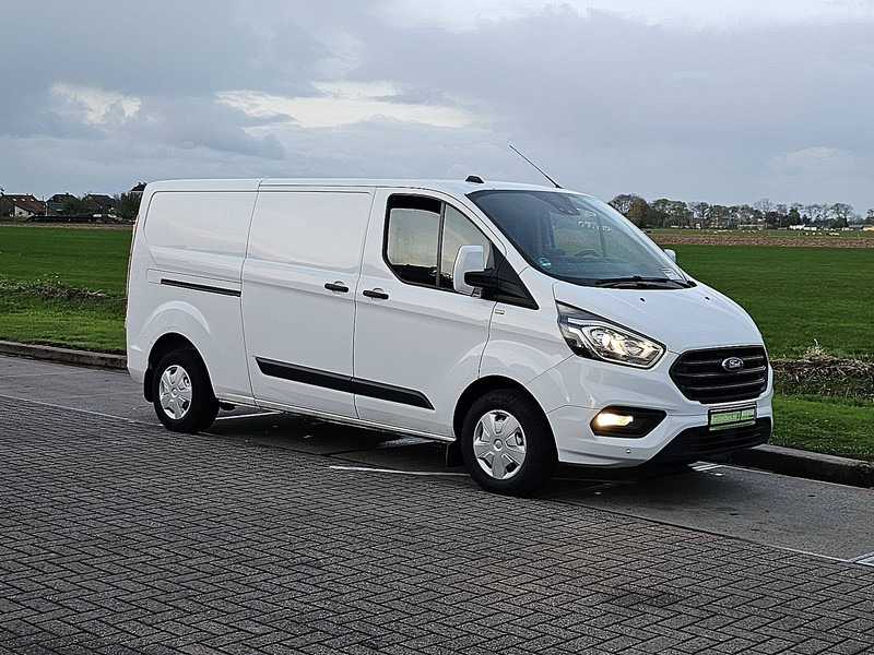 Ford Transit Custom 2.0 L2H1 Navi Euro6 - Mazs furgons: foto 5 Ford Transit Custom 2.0 L2H1 Navi Euro6 - Mazs furgons: foto 5