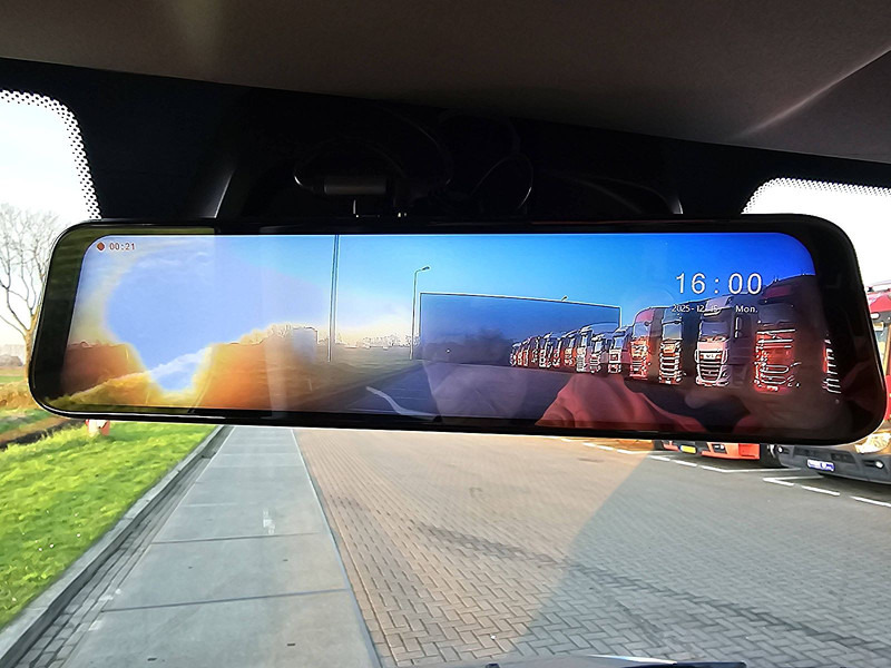 Komercauto pašizgāzējs Iveco Daily 35C18 3.0L 3-Zijden Kipper: foto 12