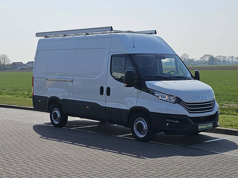Iveco Daily 35S14 L2H2 CarPlay Euro6! - Kravas mikroautobuss: foto 5 Iveco Daily 35S14 L2H2 CarPlay Euro6! - Kravas mikroautobuss: foto 5