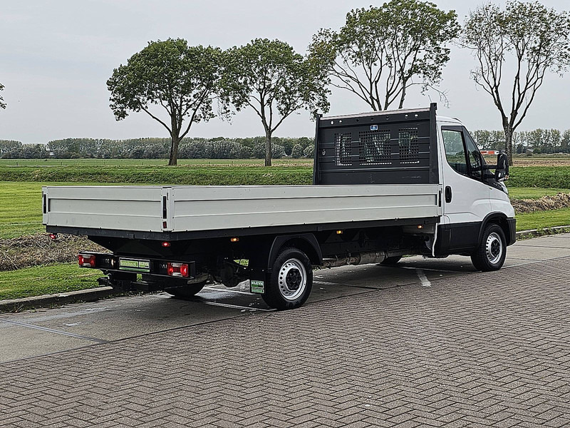 Iveco Daily 35S14 Open-Laadbak XXL AC! - Automašīna ar kravas platformu: foto 3 Iveco Daily 35S14 Open-Laadbak XXL AC! - Automašīna ar kravas platformu: foto 3