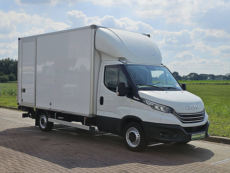 Iveco Daily 35S14 ac automaat EURO6 - Furgons ar slēgtā virsbūve: foto 5 Iveco Daily 35S14 ac automaat EURO6 - Furgons ar slēgtā virsbūve: foto 5