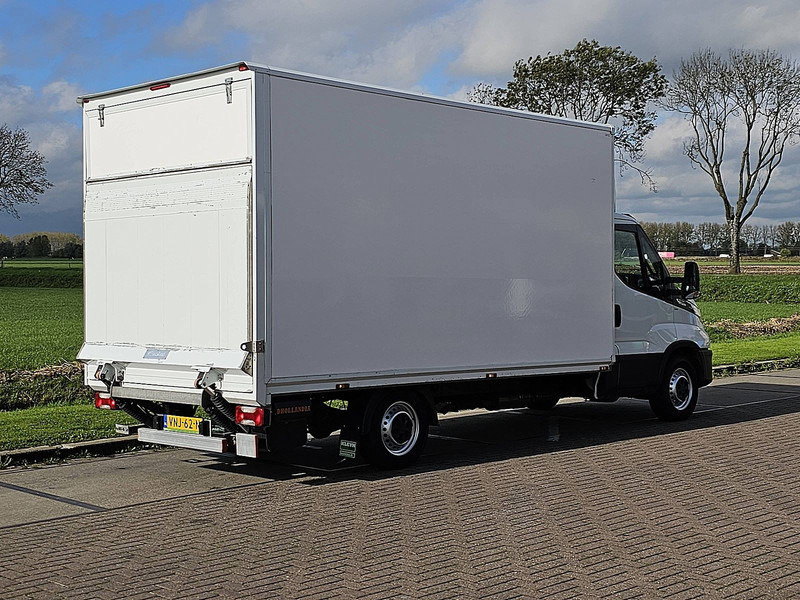 Iveco Daily 35S18 3.0ltr ac aut. EUR6 - Furgons ar slēgtā virsbūve: foto 3 Iveco Daily 35S18 3.0ltr ac aut. EUR6 - Furgons ar slēgtā virsbūve: foto 3