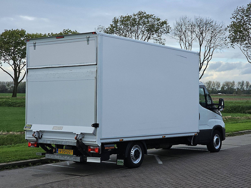 Iveco Daily 35S18 3.0ltr ac aut. EUR6 - Furgons ar slēgtā virsbūve: foto 3 Iveco Daily 35S18 3.0ltr ac aut. EUR6 - Furgons ar slēgtā virsbūve: foto 3