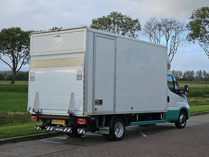 Iveco Daily 40C18 Bakwagen Laadklep - Furgons ar slēgtā virsbūve: foto 3 Iveco Daily 40C18 Bakwagen Laadklep - Furgons ar slēgtā virsbūve: foto 3
