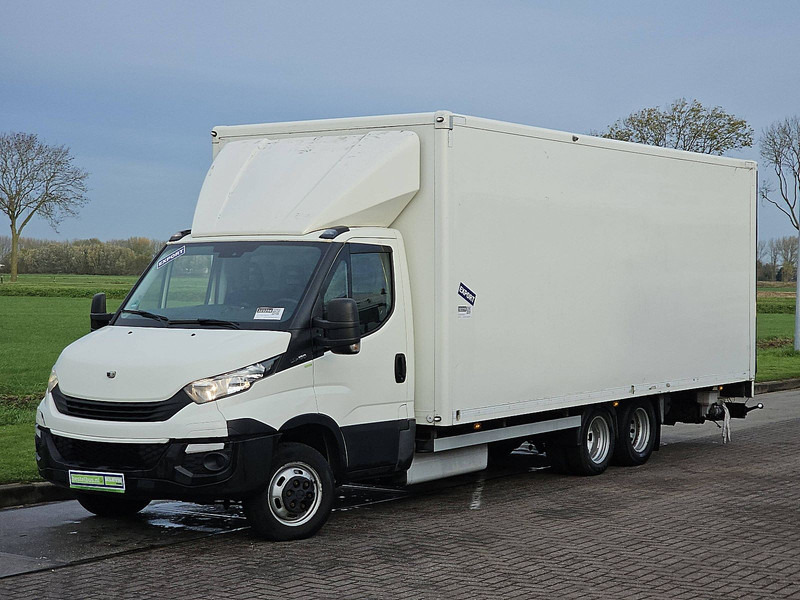 Iveco Daily 50C18 Clickstar EURO6 - Furgons ar slēgtā virsbūve: foto 2 Iveco Daily 50C18 Clickstar EURO6 - Furgons ar slēgtā virsbūve: foto 2