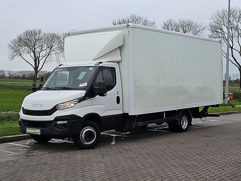 Iveco Daily 70C17 Bakwagen Laadklep - Furgons ar slēgtā virsbūve: foto 2 Iveco Daily 70C17 Bakwagen Laadklep - Furgons ar slēgtā virsbūve: foto 2