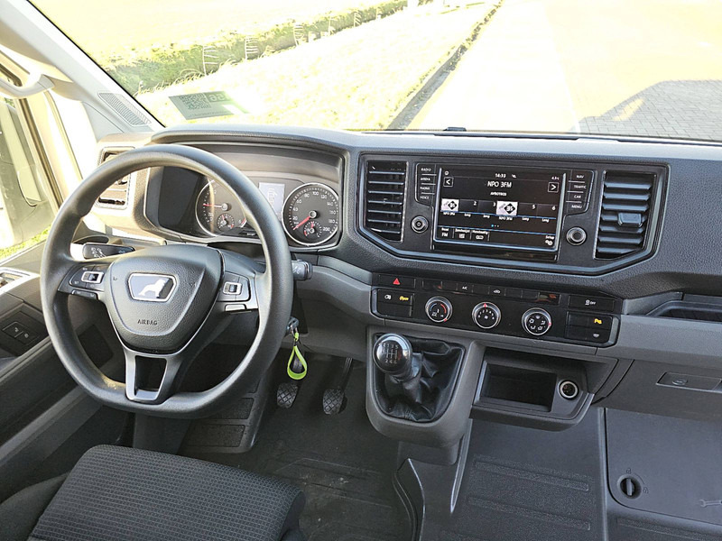 Interior photo 2: MAN TGE 3.140 L3H2 Maxi AC! līzingu MAN TGE 3.140 L3H2 Maxi AC!