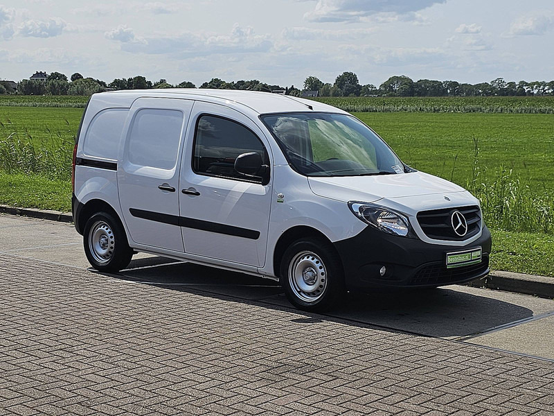 Mercedes-Benz Citan 109 CDI LONG Airco Euro6! - Furgons ar slēgtā virsbūve: foto 5 Mercedes-Benz Citan 109 CDI LONG Airco Euro6! - Furgons ar slēgtā virsbūve: foto 5