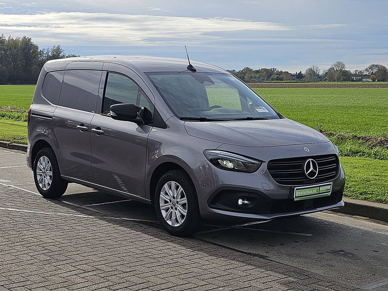 Mercedes-Benz Citan 113 benzine automaat ac - Furgons ar slēgtā virsbūve: foto 5 Mercedes-Benz Citan 113 benzine automaat ac - Furgons ar slēgtā virsbūve: foto 5