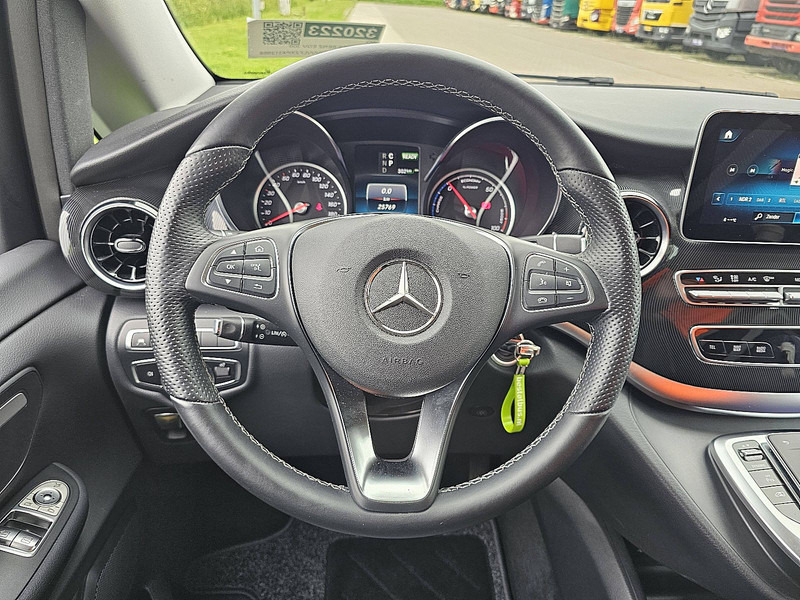 Mikroautobuss, Elektroautobuss Mercedes-Benz EQV 300 L3 XL 8-Pers Mbux: foto 10
