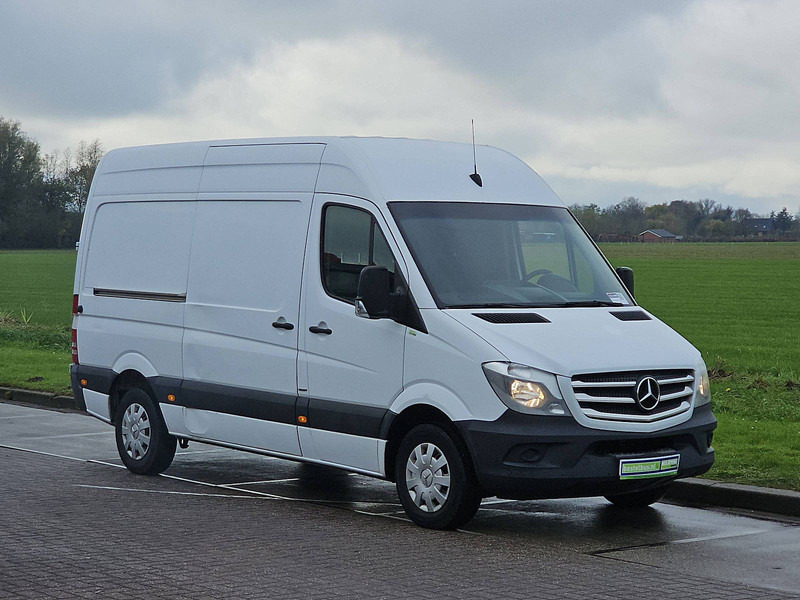 Mercedes-Benz Sprinter 216 L2H2 163Pk Euro6 AC! - Mazs furgons: foto 5 Mercedes-Benz Sprinter 216 L2H2 163Pk Euro6 AC! - Mazs furgons: foto 5