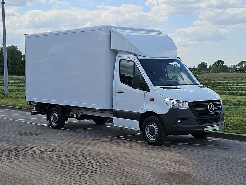 Mercedes-Benz Sprinter 317 Bakwagen Laadklep! - Furgons ar slēgtā virsbūve: foto 5 Mercedes-Benz Sprinter 317 Bakwagen Laadklep! - Furgons ar slēgtā virsbūve: foto 5