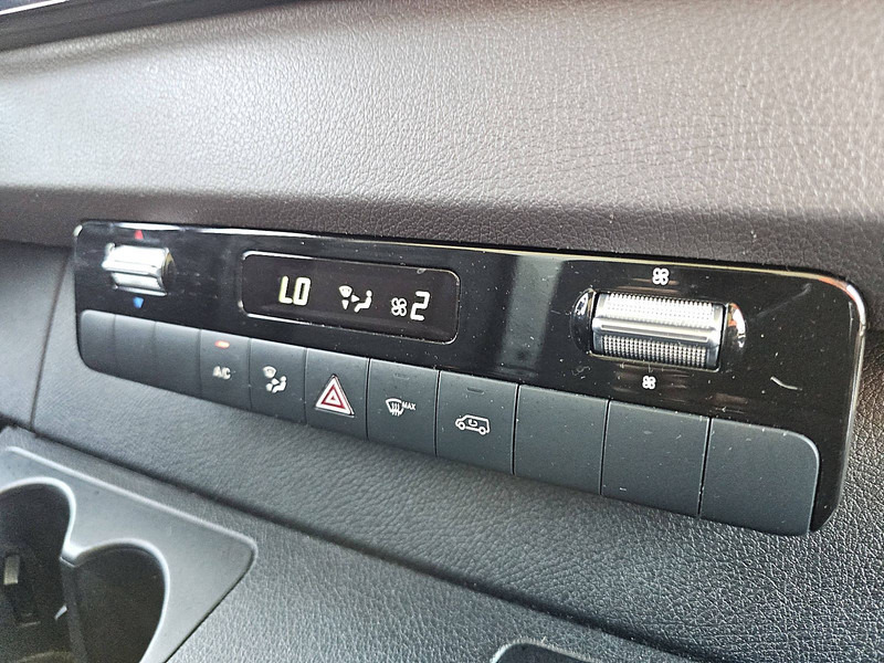 Furgons ar slēgtā virsbūve Mercedes-Benz Sprinter 516 ac automaat EURO6: foto 10