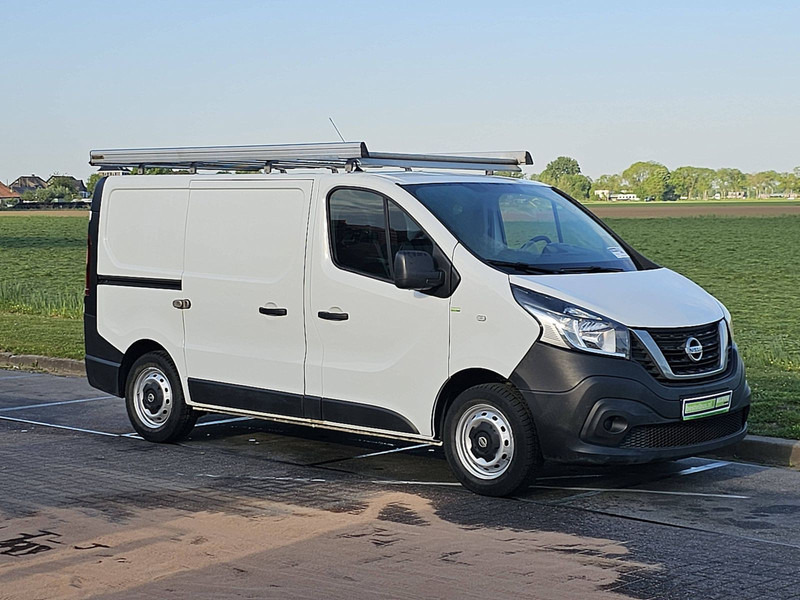 Nissan nv 300 L1H1 Airco Euro6 NAP - Mazs furgons: foto 5 Nissan nv 300 L1H1 Airco Euro6 NAP - Mazs furgons: foto 5