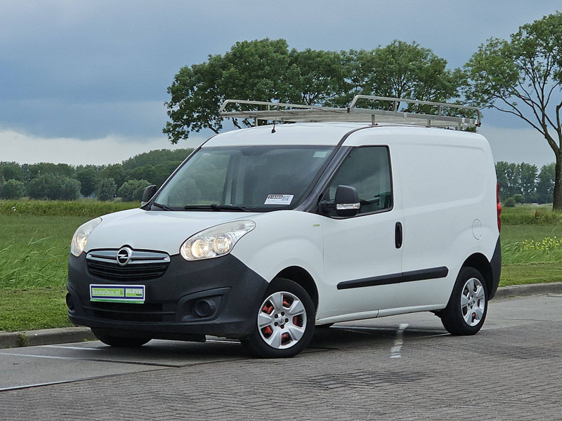 Opel Combo 1.3 - Mazs furgons: foto 2 Opel Combo 1.3 - Mazs furgons: foto 2
