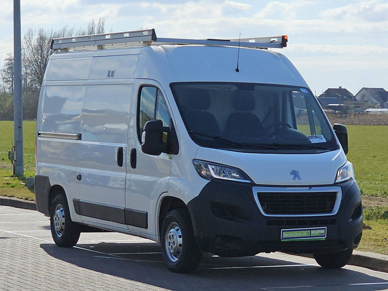 Peugeot Boxer 2.2 BHDI 120 L2H2 - Mazs furgons: foto 5 Peugeot Boxer 2.2 BHDI 120 L2H2 - Mazs furgons: foto 5
