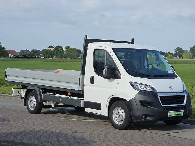 Peugeot Boxer 335 - Automašīna ar kravas platformu: foto 5 Peugeot Boxer 335 - Automašīna ar kravas platformu: foto 5