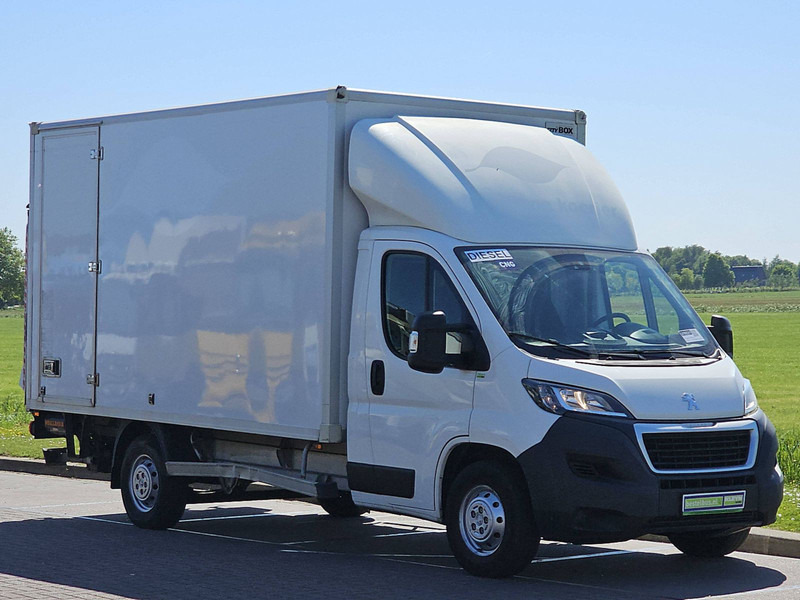 Peugeot Boxer 335 ac EURO6 - Furgons ar slēgtā virsbūve: foto 5 Peugeot Boxer 335 ac EURO6 - Furgons ar slēgtā virsbūve: foto 5