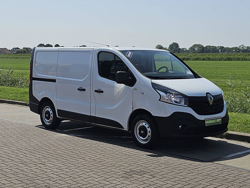 Renault Trafic 1.6 DCI 125 L1H1 - Mazs furgons: foto 5 Renault Trafic 1.6 DCI 125 L1H1 - Mazs furgons: foto 5