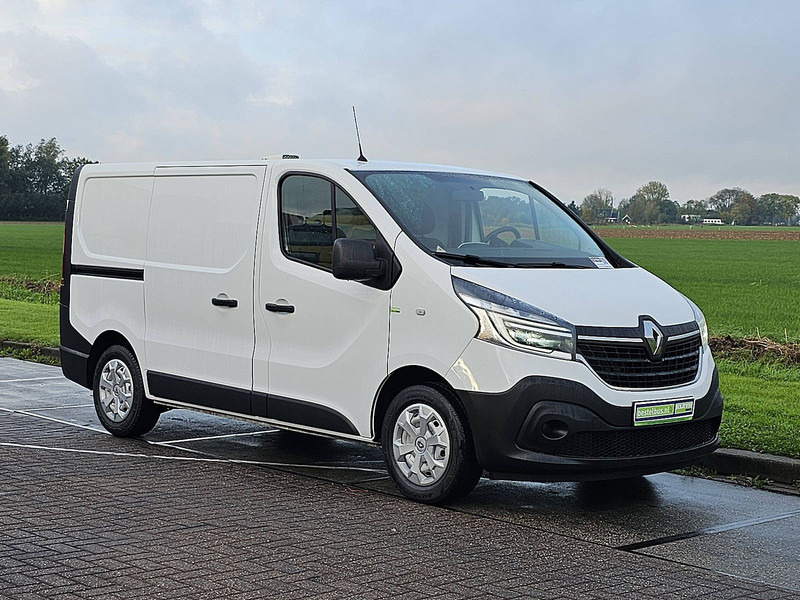 Renault Trafic 1.6 DCI L1H1 Navi Euro6 AC! - Mazs furgons: foto 5 Renault Trafic 1.6 DCI L1H1 Navi Euro6 AC! - Mazs furgons: foto 5