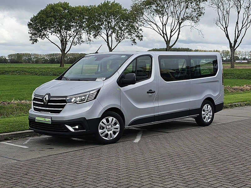 Renault Trafic 2.0 DCI ac aut. 8 pers EURO6 - Mikroautobuss, Pasažieru furgons: foto 2 Renault Trafic 2.0 DCI ac aut. 8 pers EURO6 - Mikroautobuss, Pasažieru furgons: foto 2