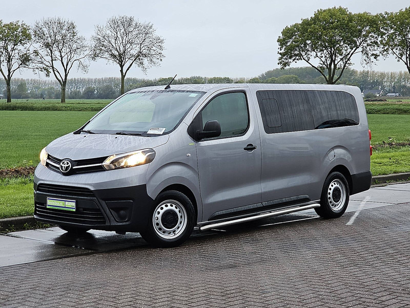 Toyota pro-ace 1.6 ac 9 pers EURO6 - Mikroautobuss, Pasažieru furgons: foto 2 Toyota pro-ace 1.6 ac 9 pers EURO6 - Mikroautobuss, Pasažieru furgons: foto 2
