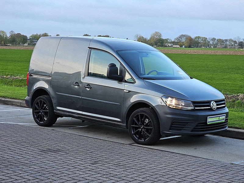 Volkswagen Caddy 2.0 - Mazs furgons: foto 5 Volkswagen Caddy 2.0 - Mazs furgons: foto 5