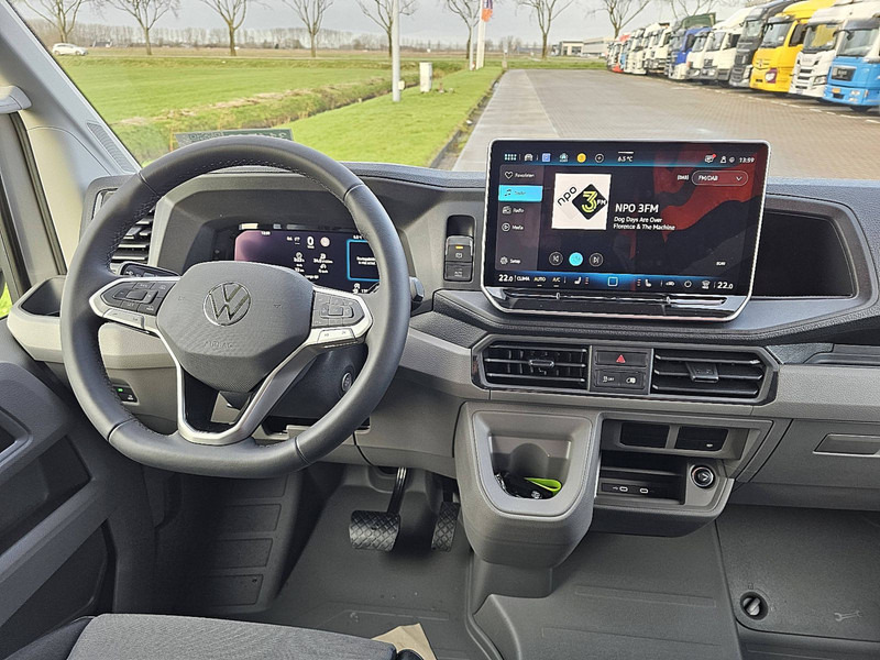 Interior photo 1: Kravas mikroautobuss Volkswagen Crafter 35 2.0 L3H3 FACELIFT LED!