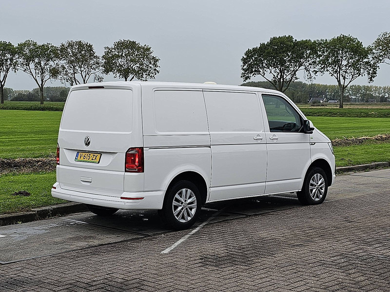 Volkswagen Transporter 2.0 TDI 115 EDITION L1H1 - Mazs furgons: foto 3 Volkswagen Transporter 2.0 TDI 115 EDITION L1H1 - Mazs furgons: foto 3