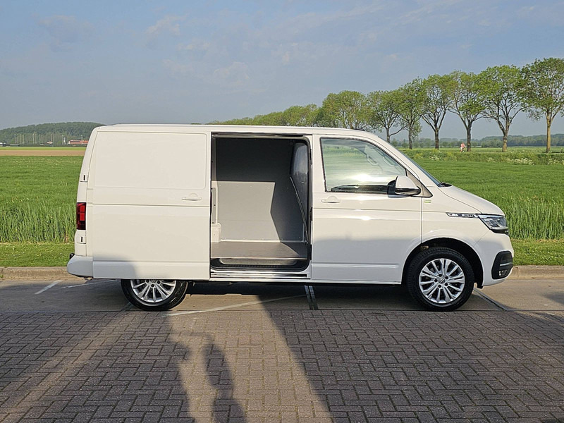 Mazs furgons Volkswagen Transporter 2.0 TDI L1H1 BULLI LED NAP!: foto 13