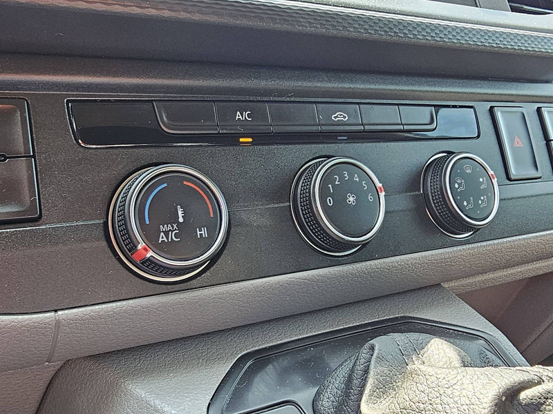 Mazs furgons Volkswagen Transporter 2.0 TDI ac automaat EURO6: foto 11