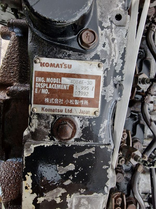 Dzinējs - Celtniecības tehnika Komatsu 4D84E-3D Engine (Plant): foto 9